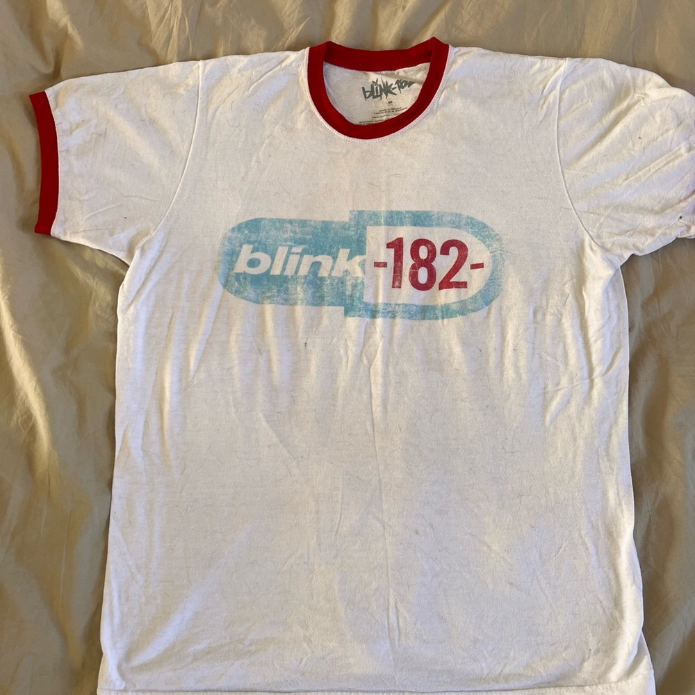 Blink 182 band tee